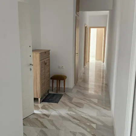 Beta-Comfortable Apartment 100M From The Beach By Optimum Link Paralía Buitenkant foto