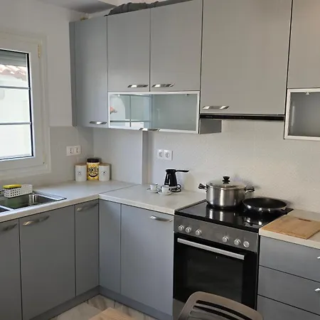 Beta-Comfortable Apartment 100M From The Beach By Optimum Link Paralía Buitenkant foto
